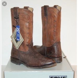 Frye Wyatt Overlay Boots!